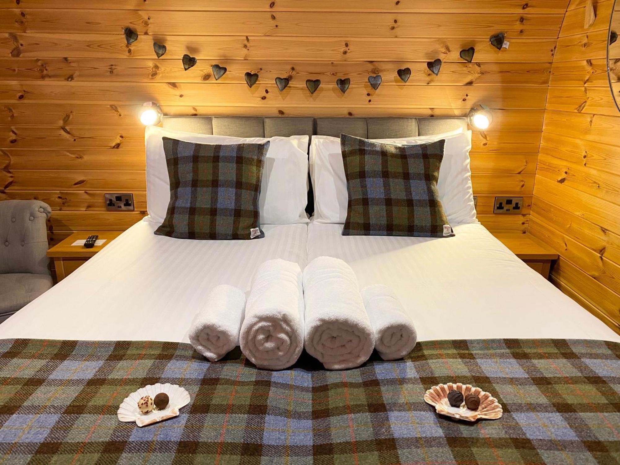 Seapods - Isle Of Lewis - Luxury En-Suite Pods On The Edge Of The Atlantic Ocean Aird Uig Exterior photo